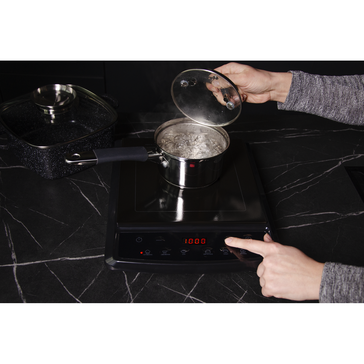 Плита індукційна LIC-3700