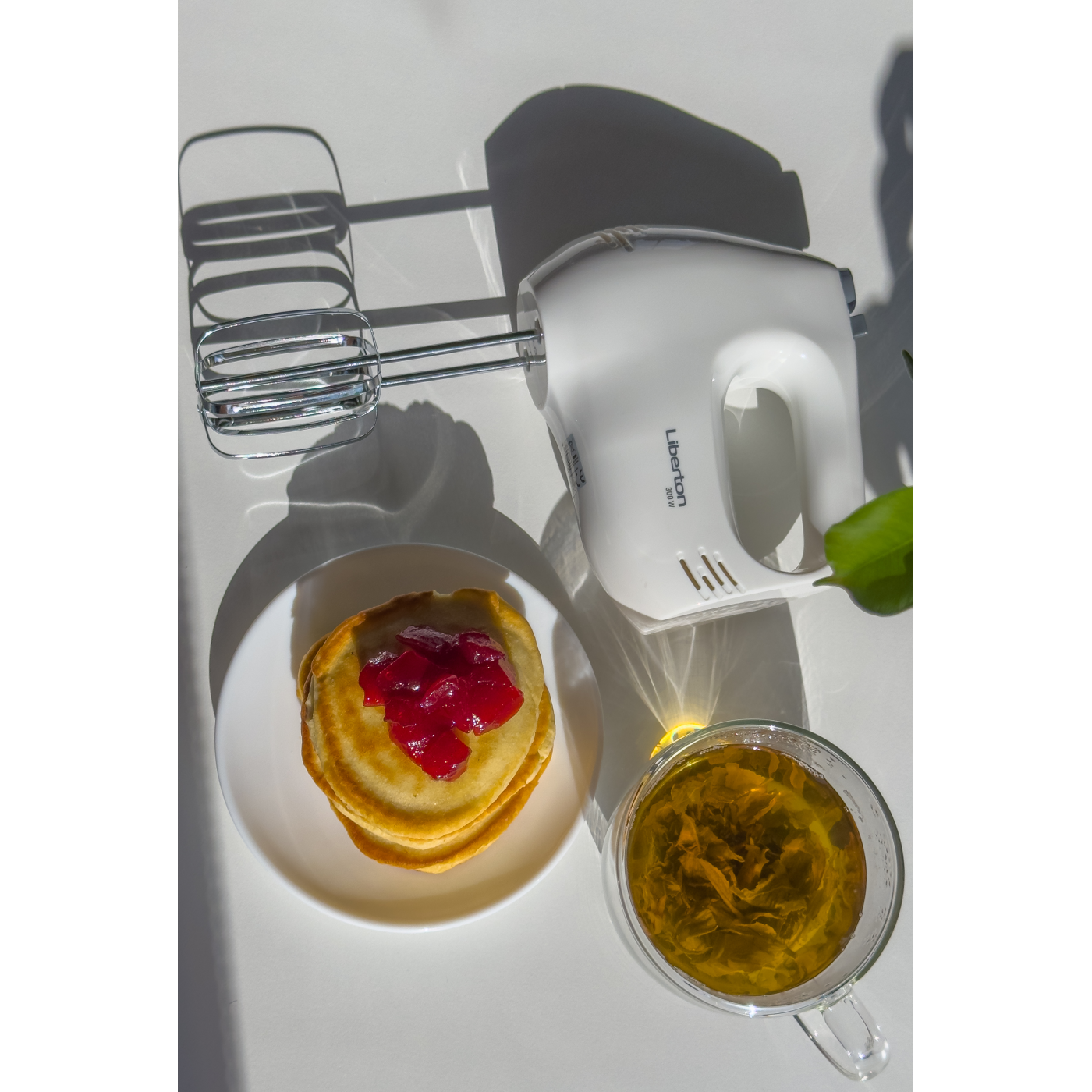 Міксер ручний LIBERTON LHM-2800