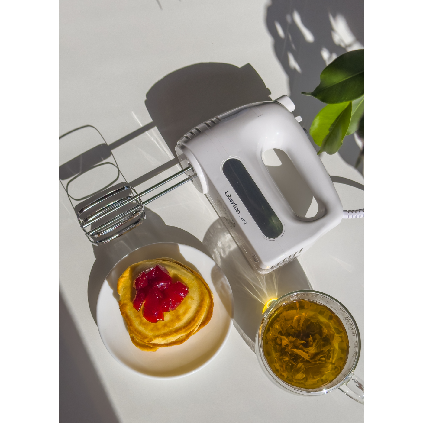 Міксер ручний LIBERTON LHM-2803